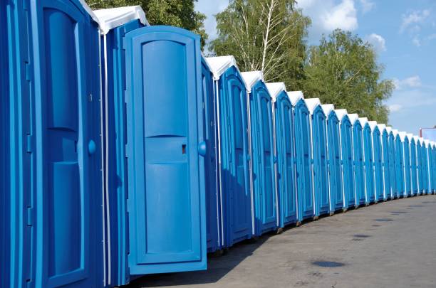 Porta potty delivery and setup in Baywood Park, CA